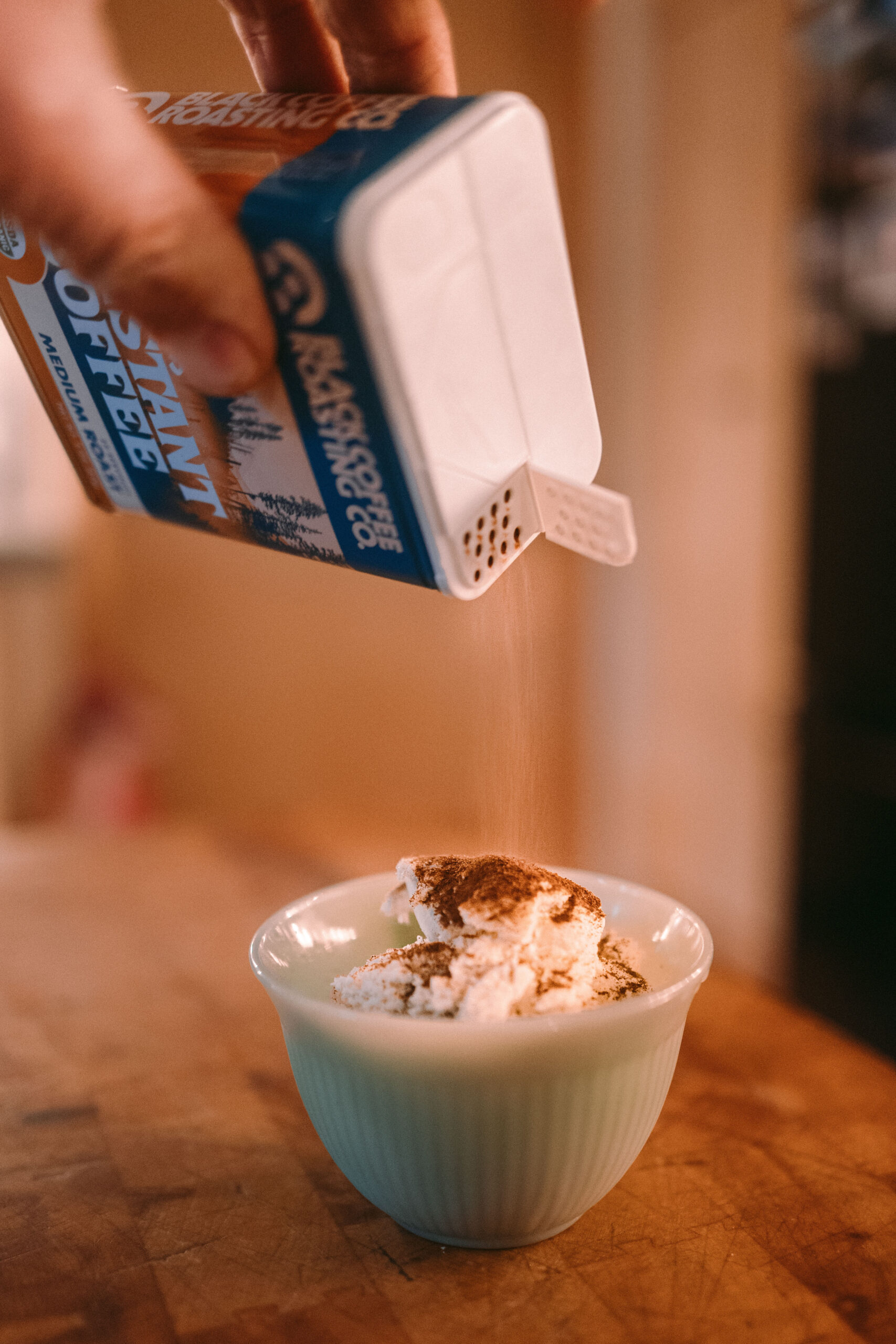 Delicious Organic Instant DECAF Coffee Tin image 5